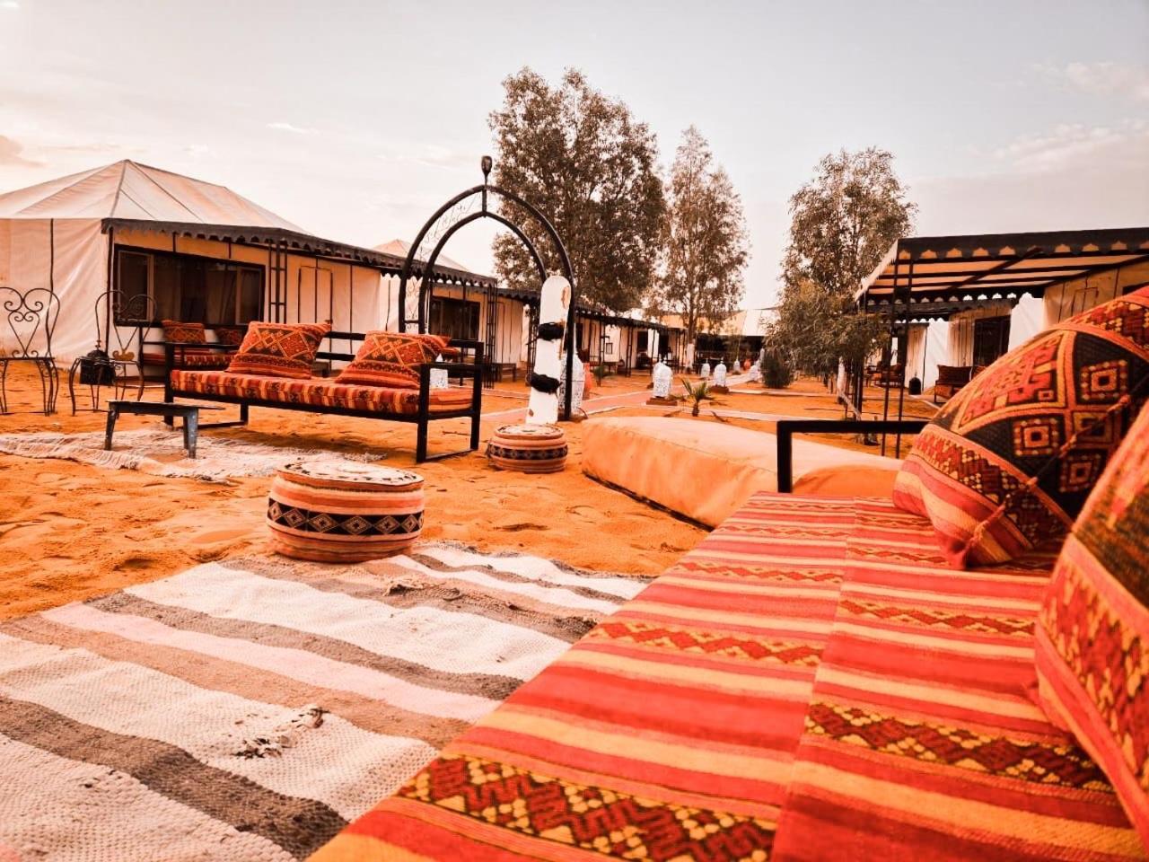 Zahra Luxury Desert Camp メルズーガ エクステリア 写真